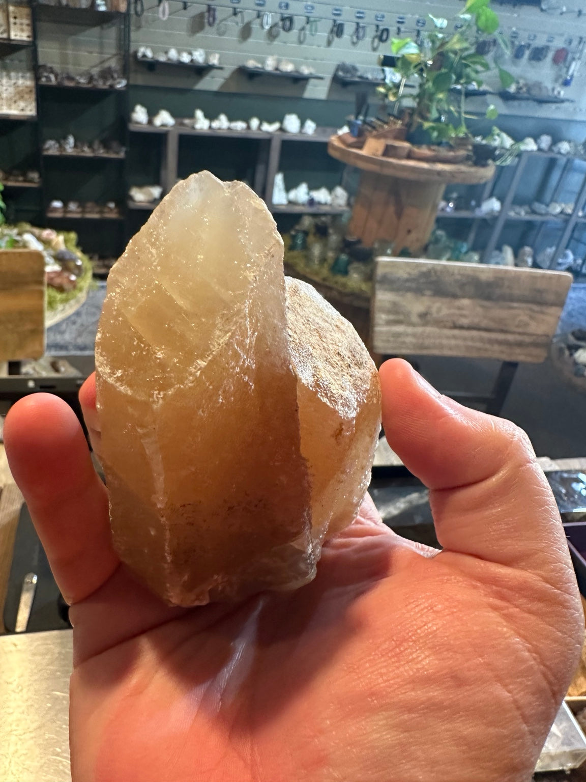 Fluorescent honey calcite specimen from Utah, side view