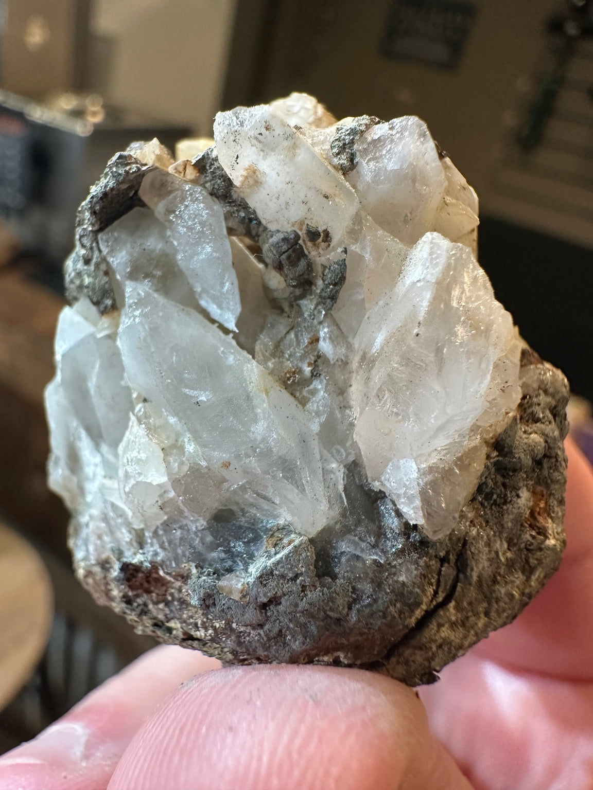 Nevada calcite crystal cluster side view, 2.0 oz