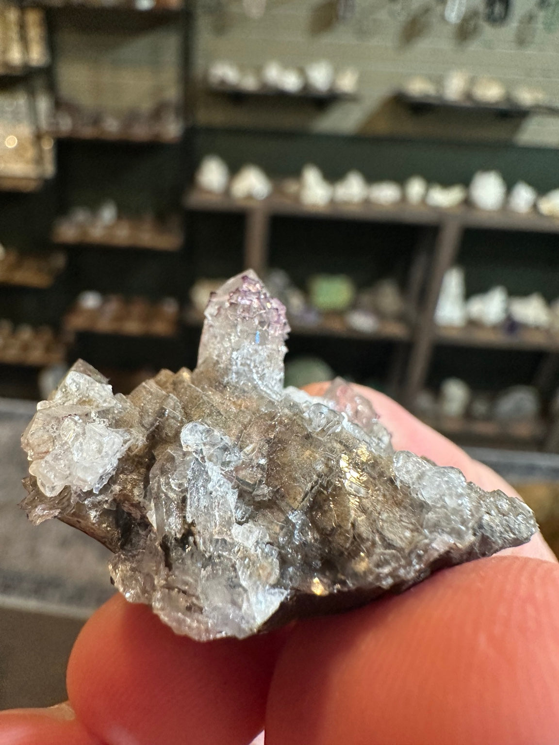 Purple fluorite cubic microcrystals on probable quartz from Mexico, photograph 2